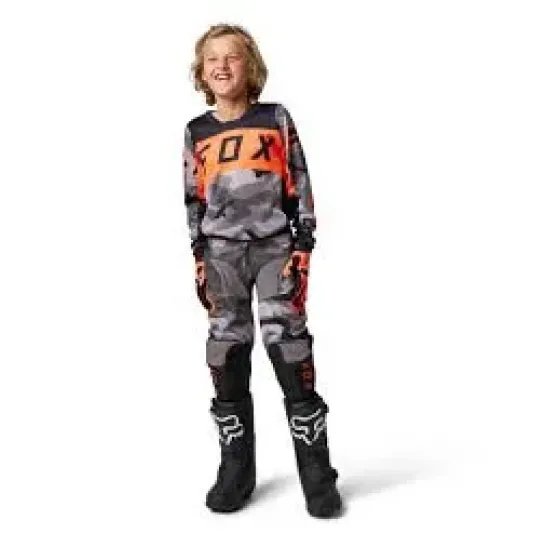 Ver más sobre Indumentarias Conjunto FOX BNKR Naranja y Camo, Argentina